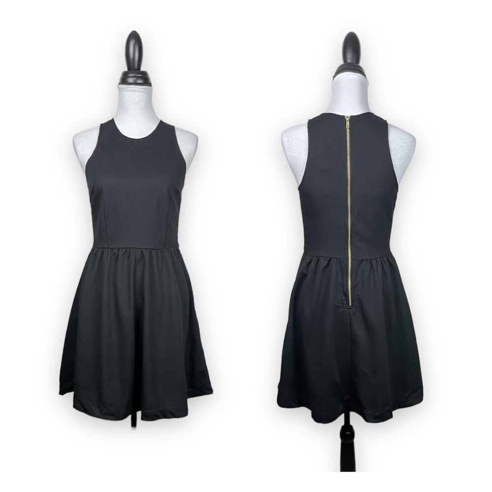 Charming Charlies | NWT Black Waffle Texture Simple Sleeveless Fit & Flare Dress